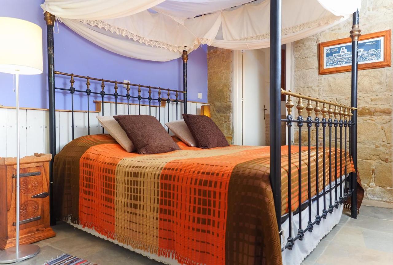 Zoes Traditional Apartments, Bed & Breakfast Ларнака Екстериор снимка